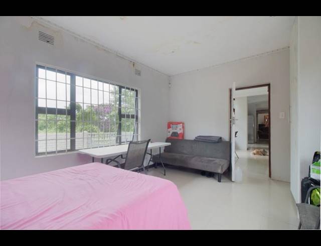 4 BEDROOM HOUSE FOR SALE IN THREE HILLS